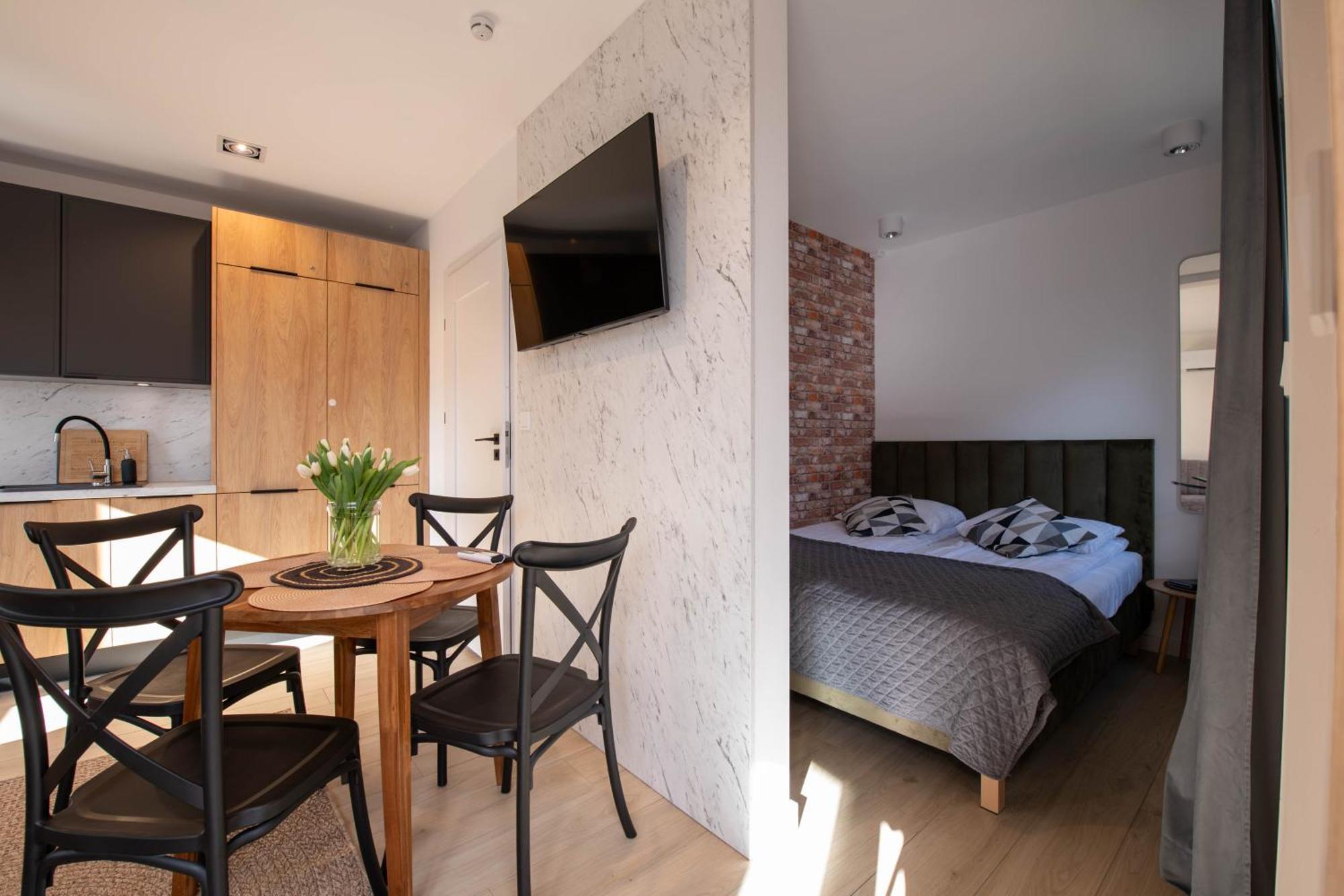 Apartment Parkowa 17 - 150 Metrow Od Plazy *